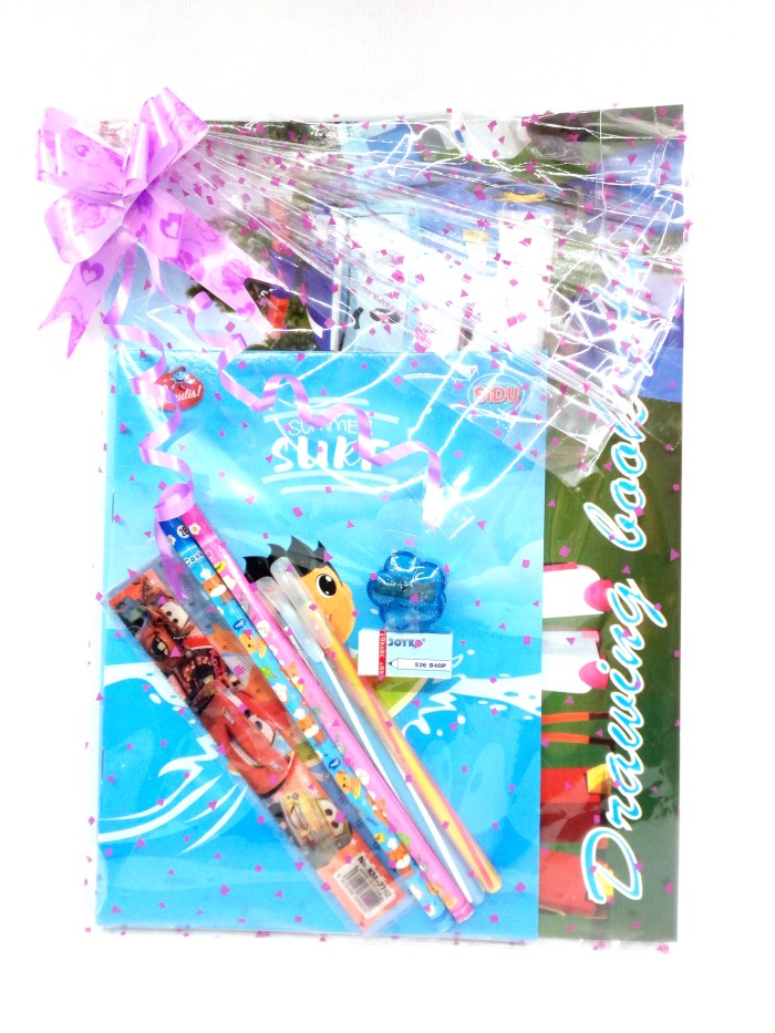 

Paket Alat Tulis Untuk Hadiah Ulang Tahun (Paket Music)