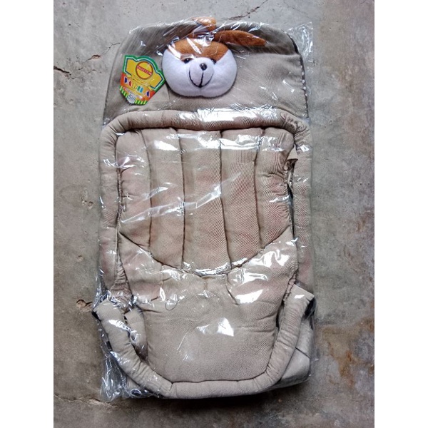 Gendongan depan boneka / Gendongan bayi dengan