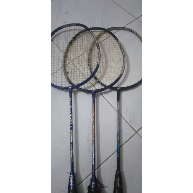 raket bekas minus raket badminton toalson