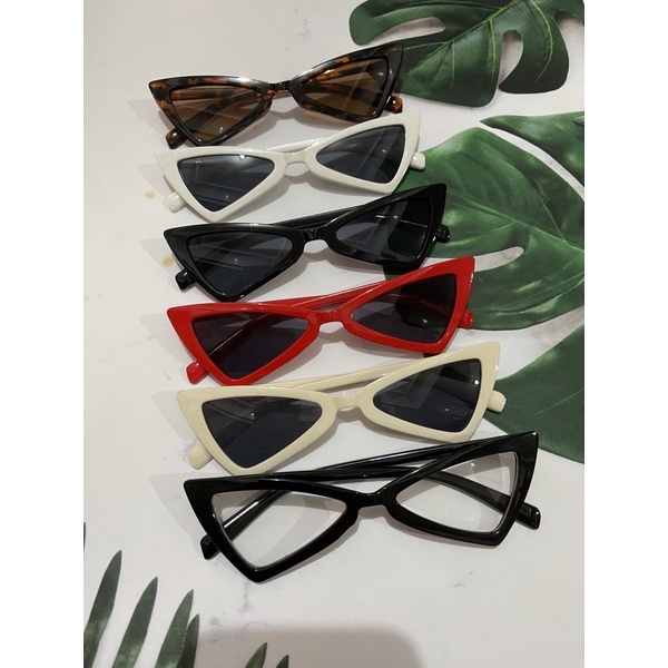 Kacamata Fashion  Wanita Model Korea Ulzzang Retro Cat eye Segitiga Kaca mata Import Kekinian Kacamata Hitam Wanita Retro Cat eye Segitiga Model Korea Ulzzang  Kcamata Cewek Lensa Hitam Segi Tiga Anti Silau Sinar Matahari UV Polarised Sunglasses KCH21