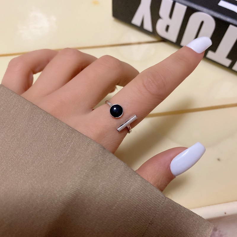 Cincin Jari Telunjuk Model Terbuka Desain Bulat Warna Hitam