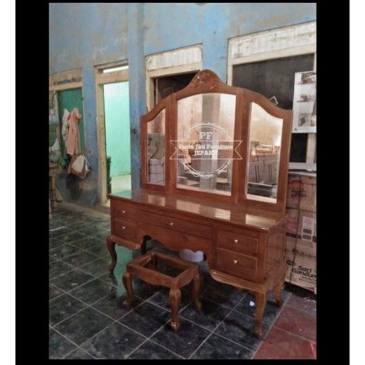 Meja Rias/ Tolet kayu jati Jepara mebel jepara