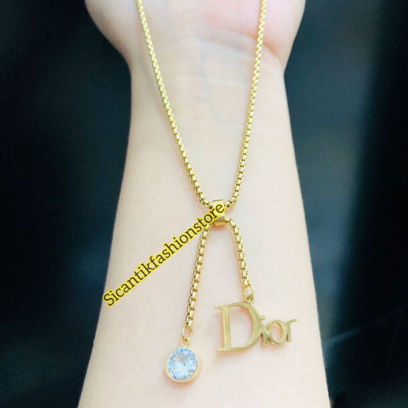 Kalung Titanium Liontin Gold Fashion Wanita Terlaris Anti Karat Tidak Luntur Kalung Wanita Terbaru Kekinian Mewah elegan