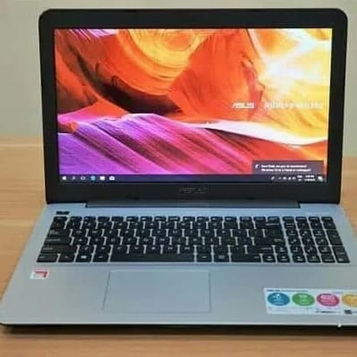 ASUS X555QA-DM201T Laptop - [AMD A12-9720/4GB/1TB/15.6"/Win 10
