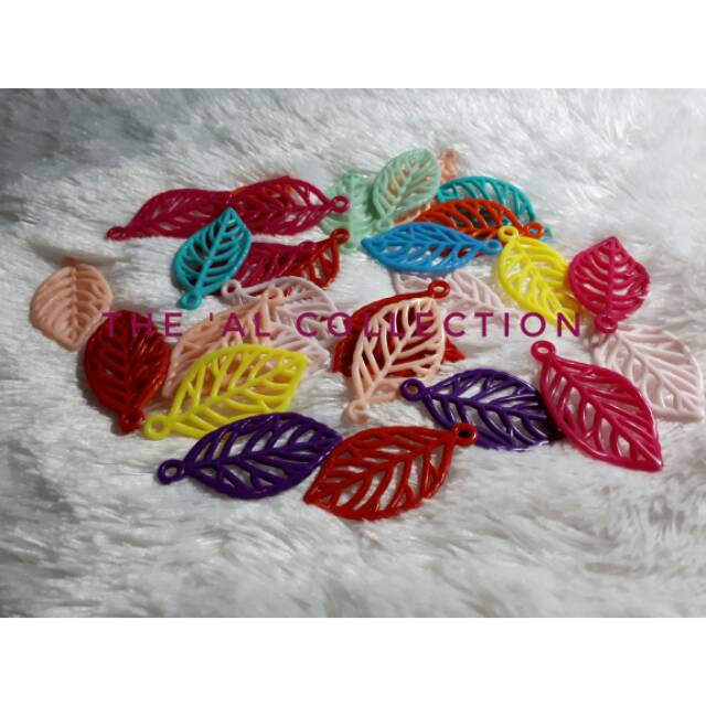 

Akrilik daun warna