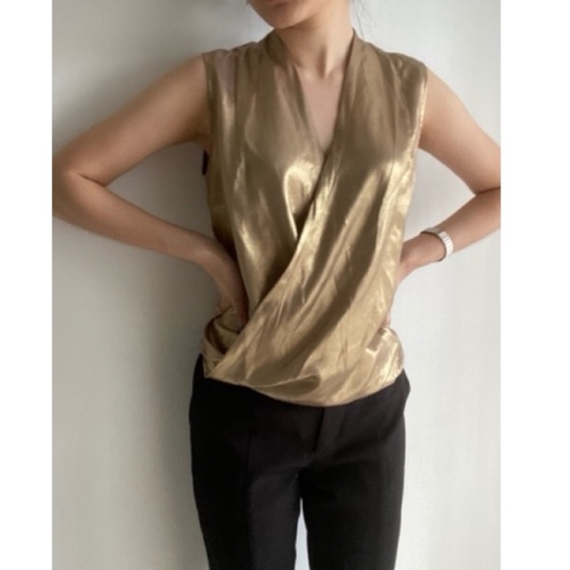 JaspalGoldSlevelessTop