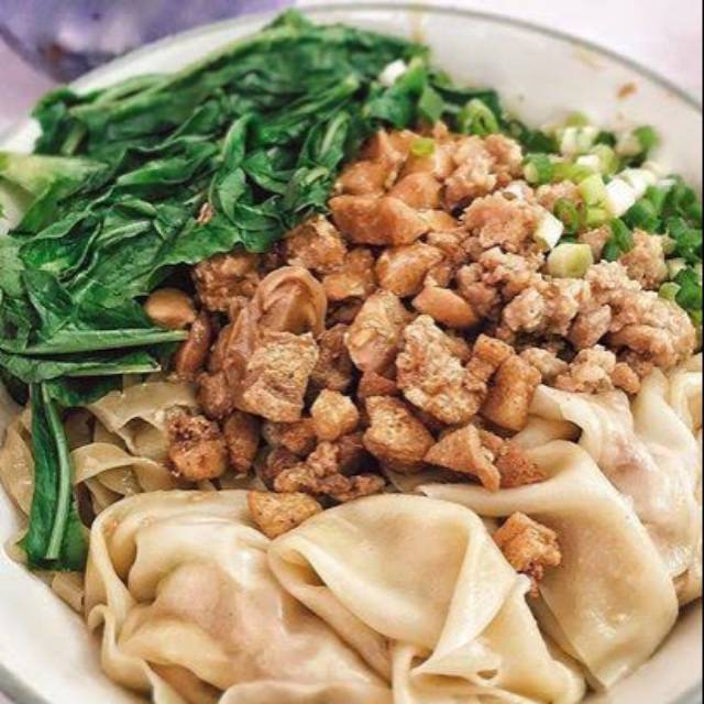 

Bakmi pangsit rebus