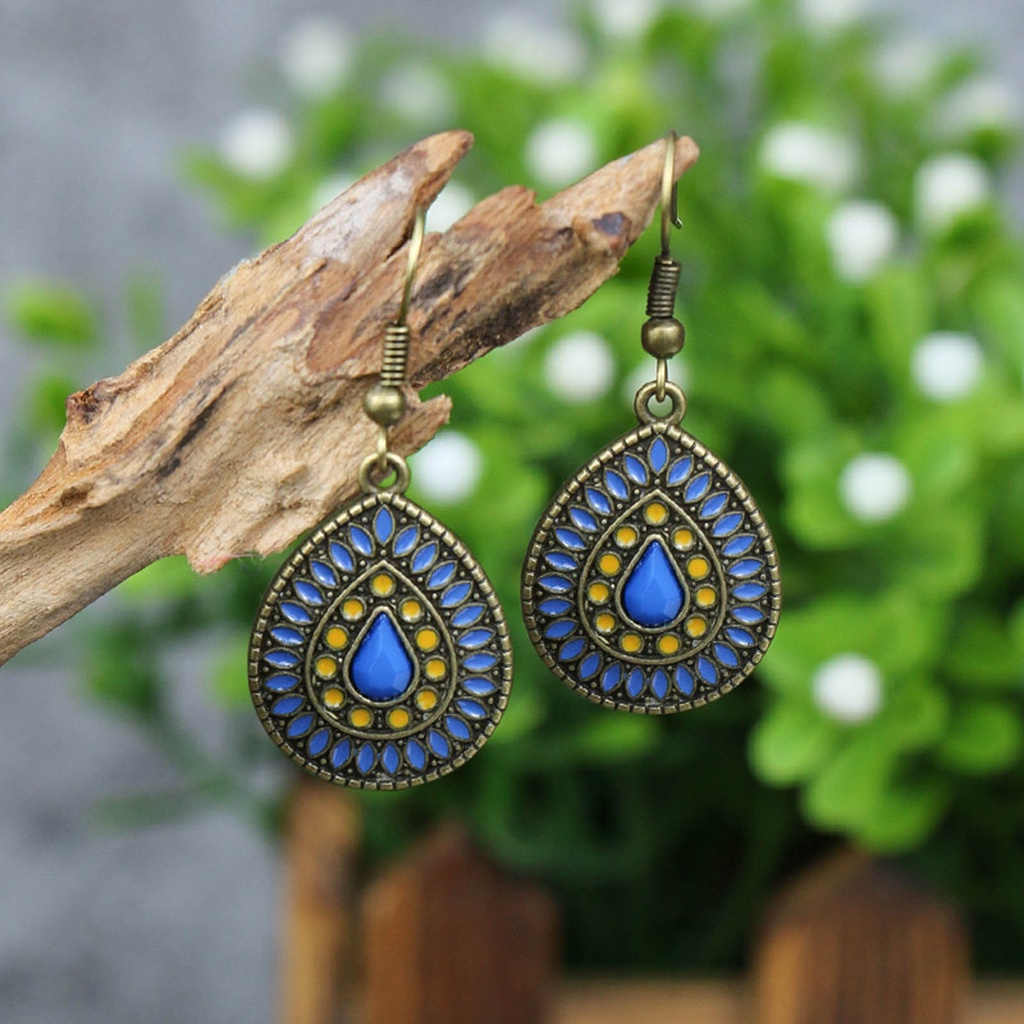 Hu Hu Hu Hu Hu Alat Bantu Pasang Kacamata♡ 1 Pasang Anting Gantung Bentuk Tetesan Air Aksen Glitter Gaya Bohemia Untuk Wanita