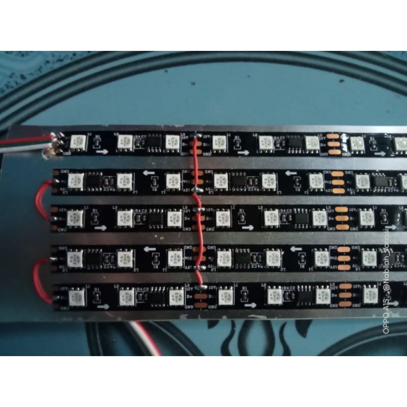 Strobo text kaca strobo running text