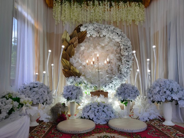 Vas Piala Ukuran Sedang Tinggi 33 Cm