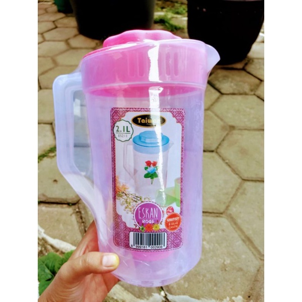 Teko Plastik 2,1 Liter Air Eskan Plastik Bonus Gelas 2 Pcs Merek Taiwan