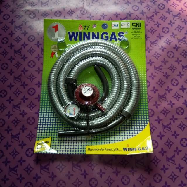 Selang gas dan regulator winn gas