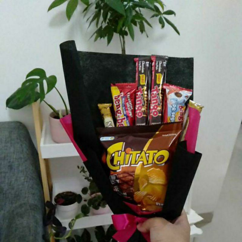 

Buket Snack Mini/murah/ultah/kadounik/Bali