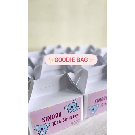 

Goodie Bag Cake