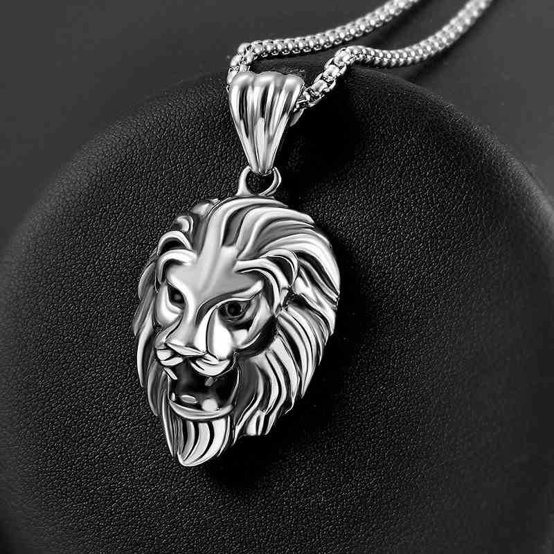 Kalung Liontin Kepala Singa Bahan Stainless Steel Gaya Vintage Punk Untuk Pria