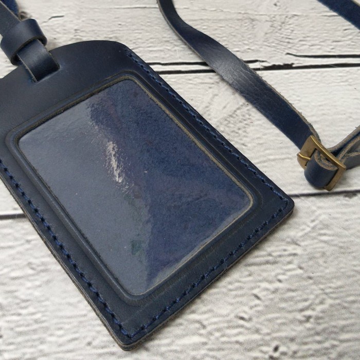 

Nikmati Id Card Holder Kulit Asli Regular (Biru Tua) Trendi
