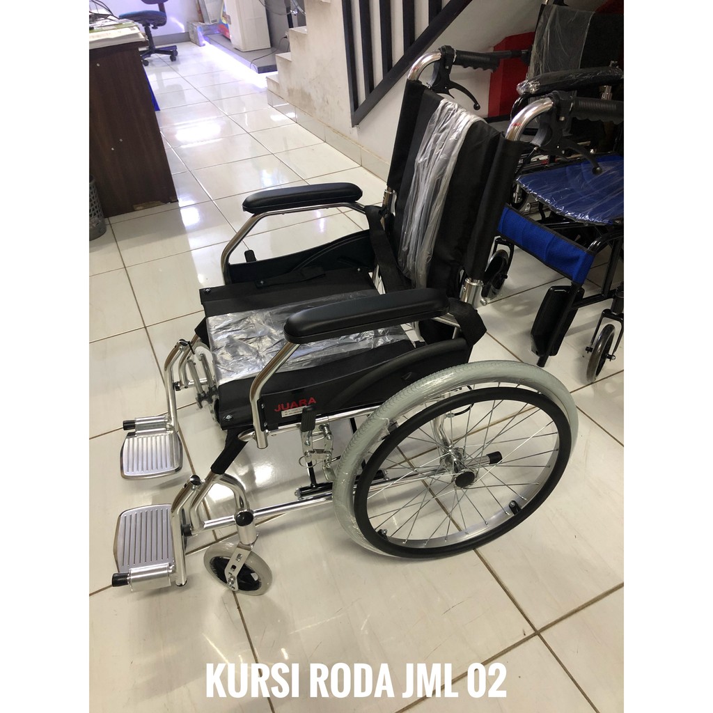 Kursi Roda Traveling Juara JML 02 Aluminium – Kursi Roda Travel Lipat Ringan untuk Haji 66 cm 100kg