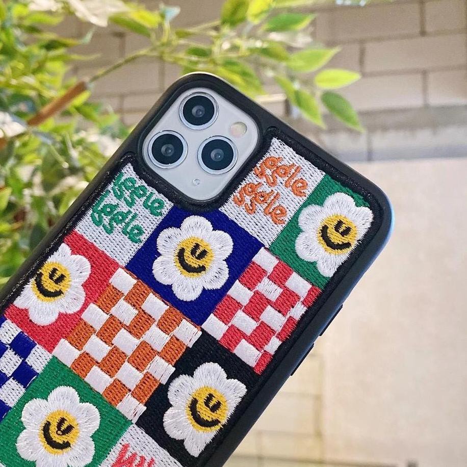 6.6 Flash Sale [READY] Wiggle Dupe Case Motif Bunga Hati Chekker Rainbow Heart Iphone 7/8/SE X/R/MAX