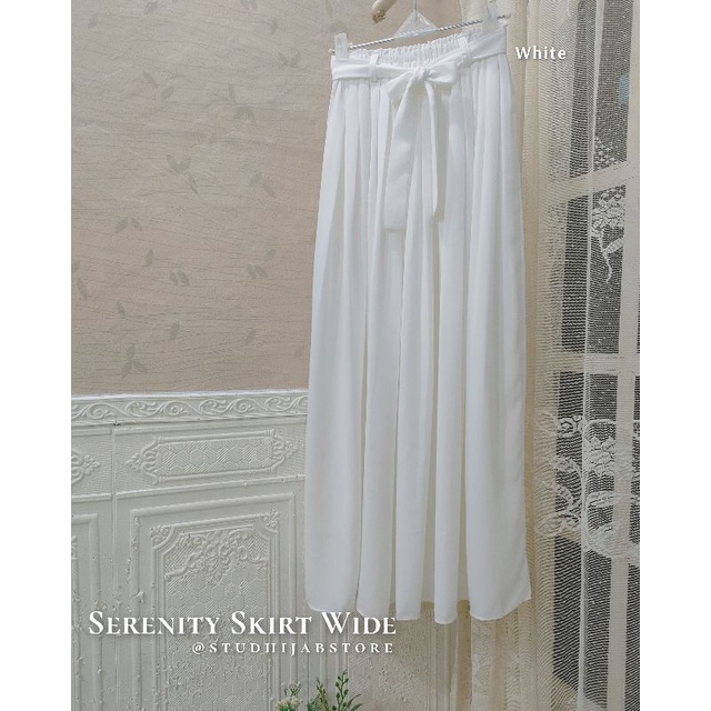 Serenity WIDE Skirt Polos by Studhijabstore