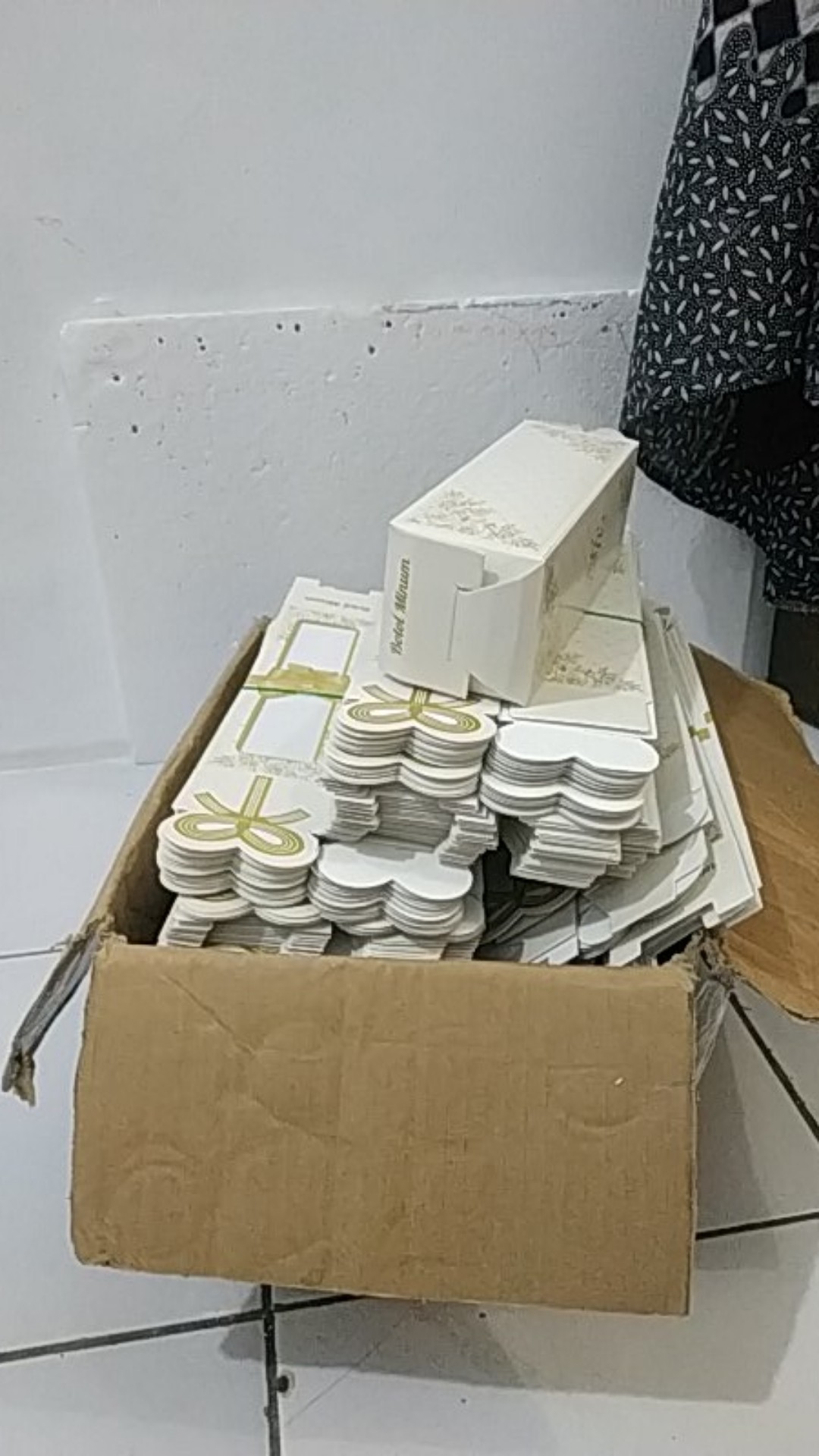 Box Botol Minum 420ml / Tumbler Uk.21 X 7 X 7 + Free Tali