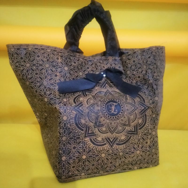 tas hajatan batik berkat dus 22