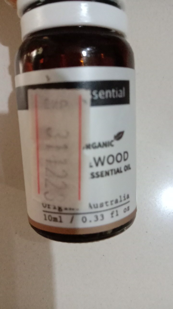 Natuna Sandalwood Essential Oil Pure Diffuser Humidifier Minyak Esensial Air Purifier Aromatherapy