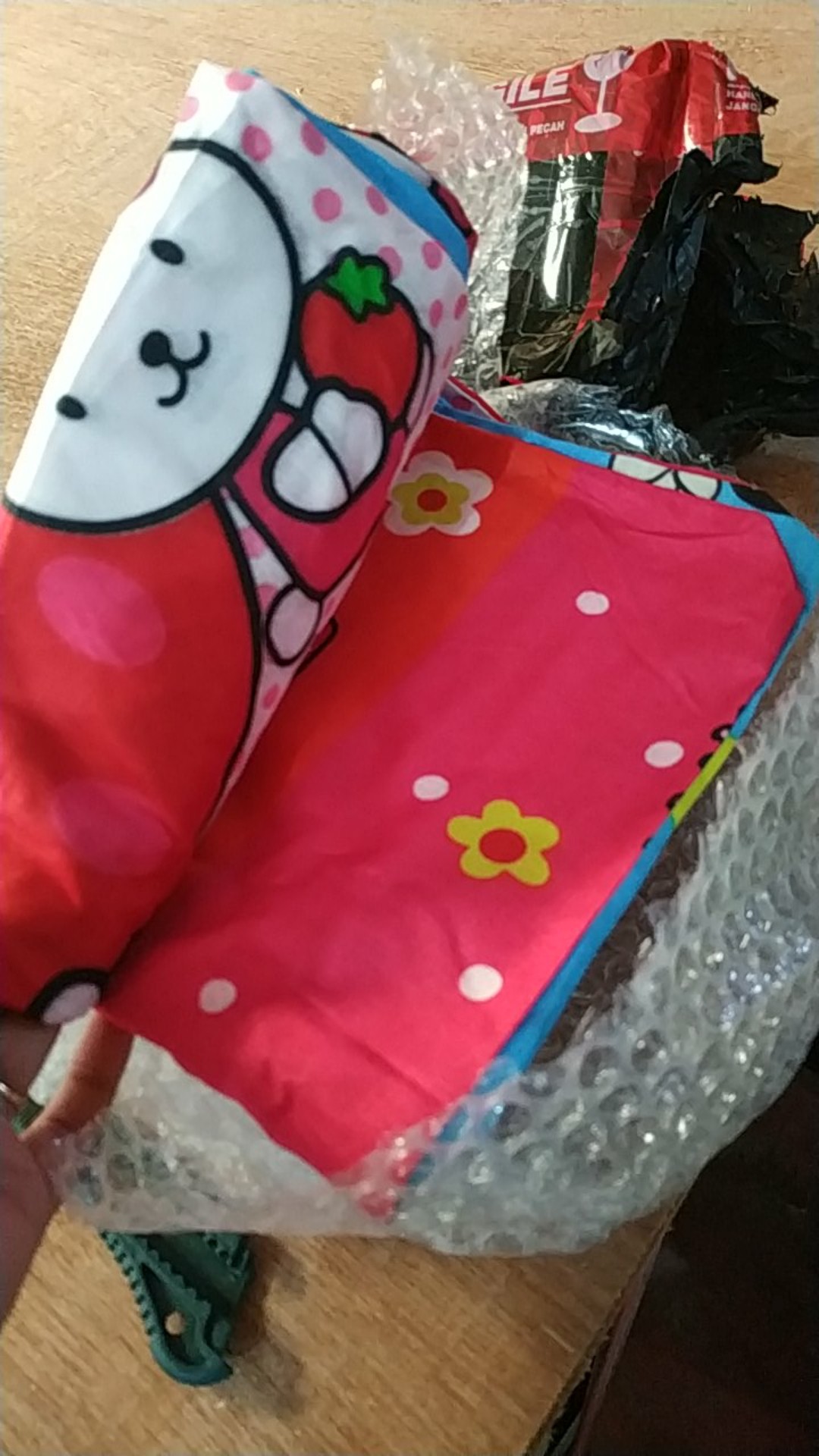 Sarung Bantal Karakter Murah