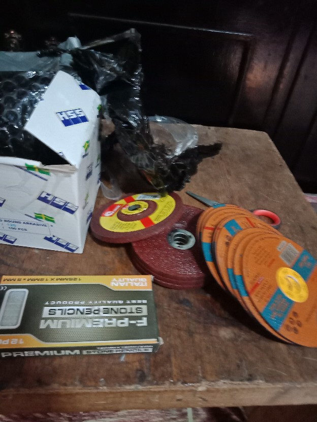 Mata Gerinda Wd 4 Inch Potong Besi / Stainless Steel