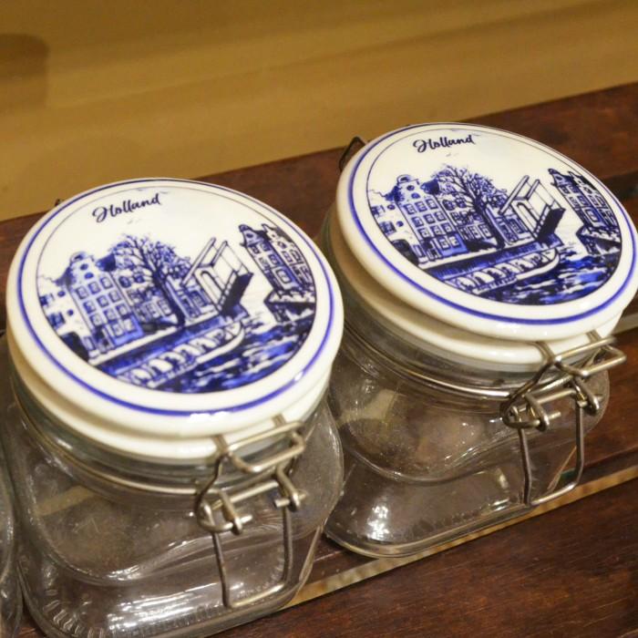Toples Holland Delft