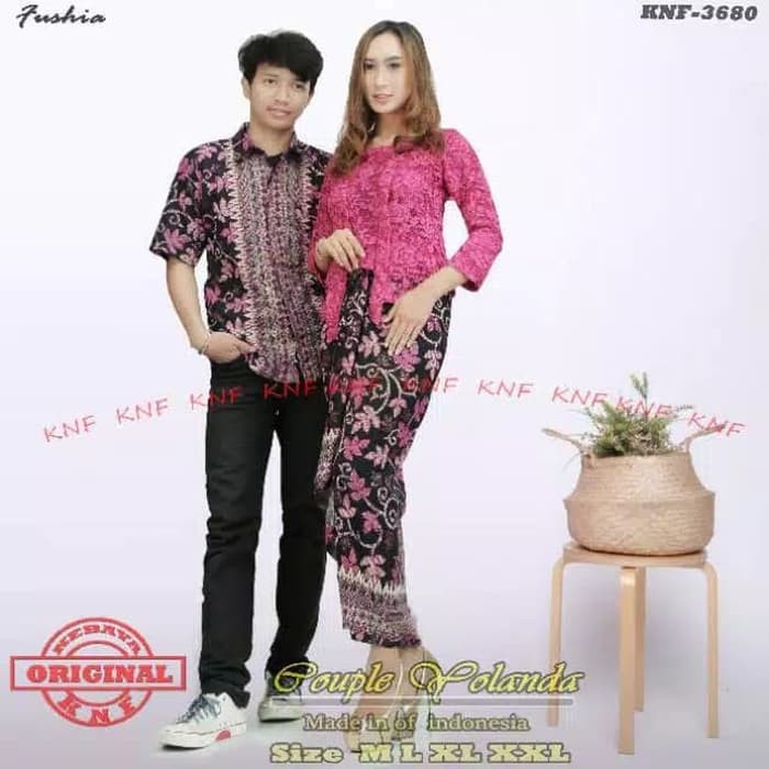 couple kebaya brukat kutubaru dan hem pendek trendy terbaruu