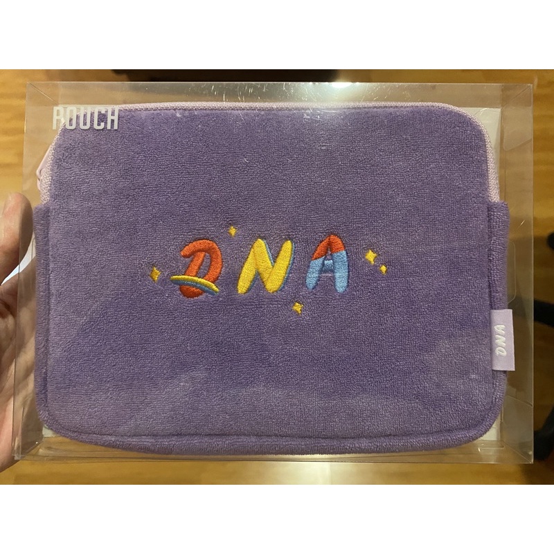 BTS DNA POUCH dompet tas gift hadiah official