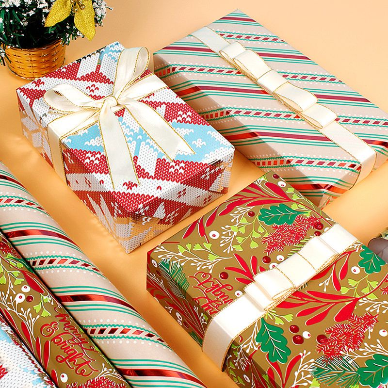 5 Lembar Kertas Pembungkus Kado Untuk Dekorasi Natal