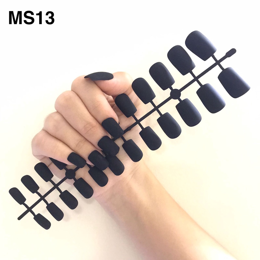 24 Pcs Kuku Palsu Polos Glossy Matte Nude / Fake Nails Manicure / Nail Art Kuku Palsu