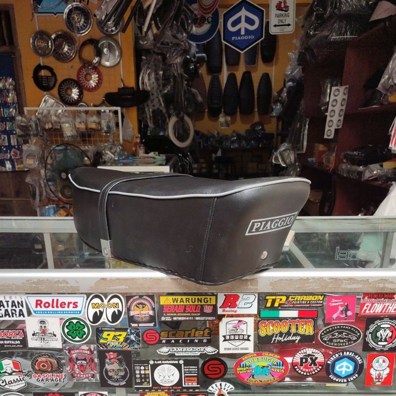 JOK PIAGGIO VESPA PTS SPESIAL PREMIUM JOK PANJANG VESPA PTS SPESIAL JOK AQUILA VESPA PTS