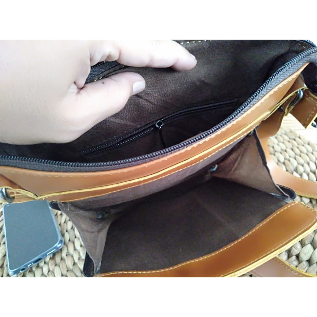 Tas Selempang Kulit Waistbag Kulit Dark Brown Premium Quality Asli Garut