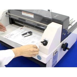 

Jasa Potong Khusus Art Paper