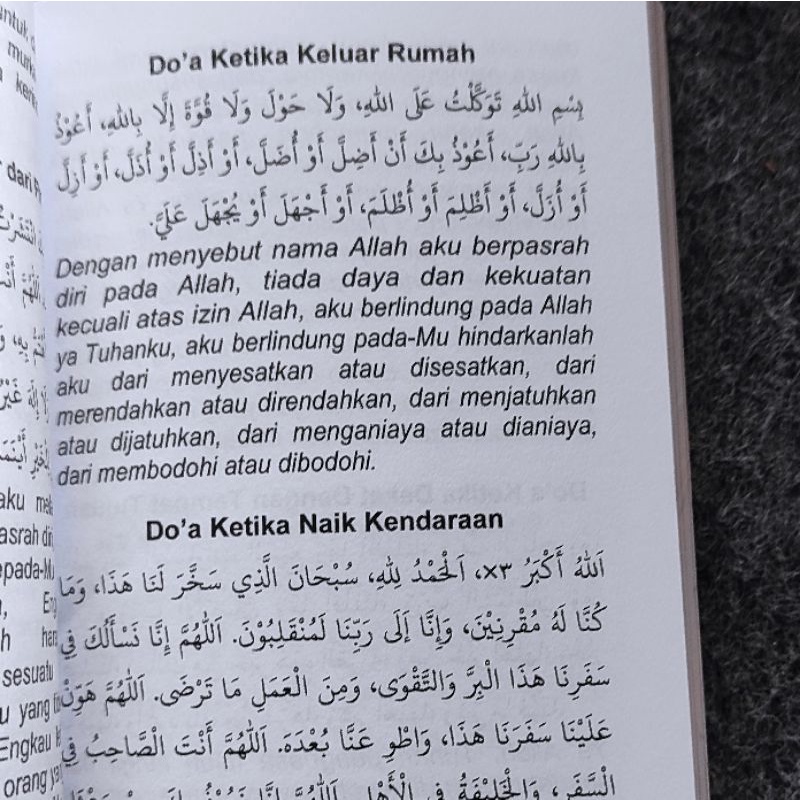 dari bumi untuk langit kumpulan doa doa dari pojok pesantren beserta terjemah