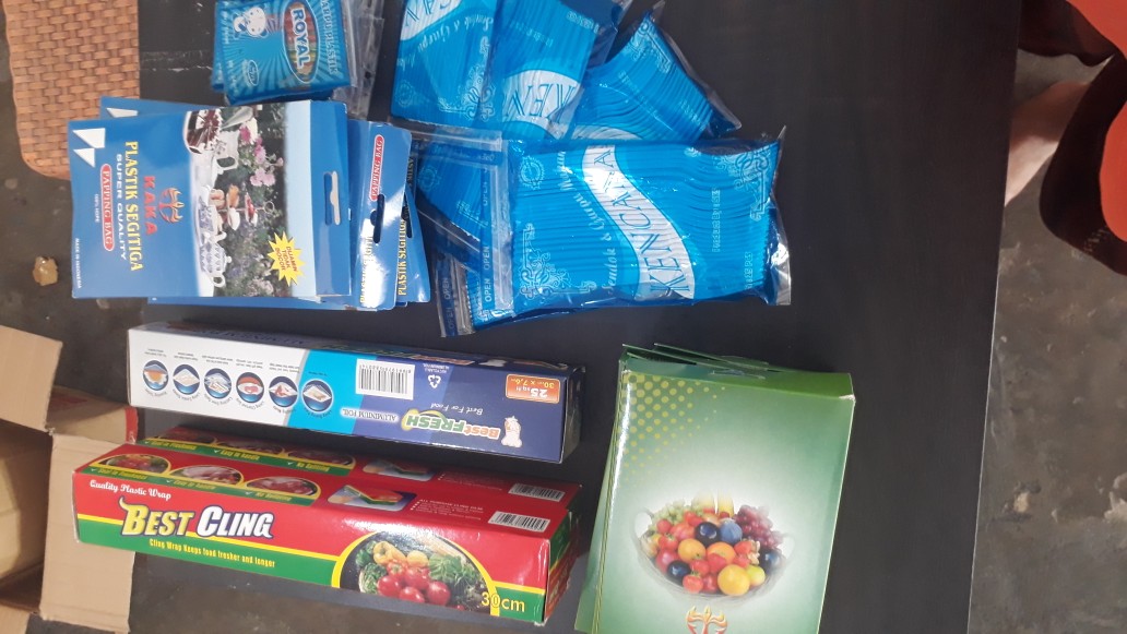 Garpu Plastik Kecil 9cm Warna / Garpu Kue / Garpu Buah Isi 24 Merk Royal