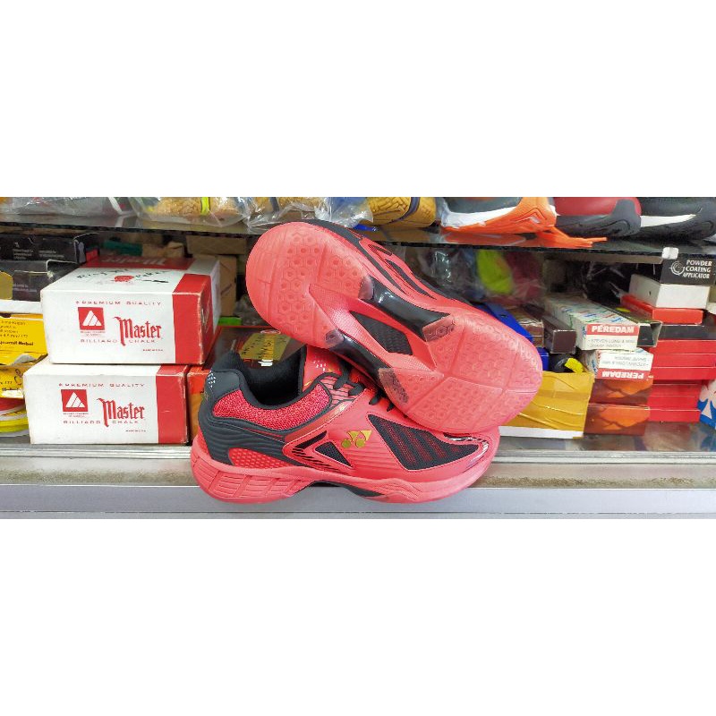 Sale sepatu badminton Yonex hydroforce 5 original