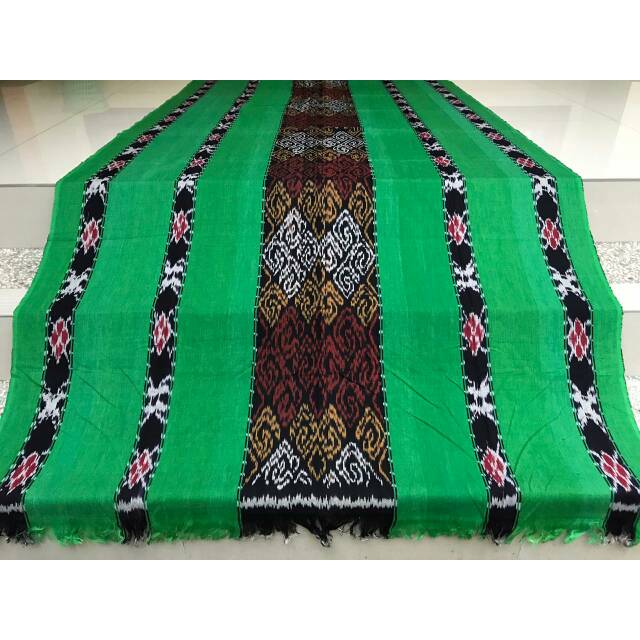 TENUN IKAT ANTIK ATAU BLANKET ASLI JEPARA WARNA DASAR HIJAU (kode 71)
