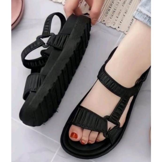 Sandal Gunung Hitam Cewek kekinian &amp; Elegan Uk 36-40