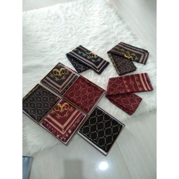 LA SABELLE X OLLA RAMLAN DUBAI SERIES MAROON