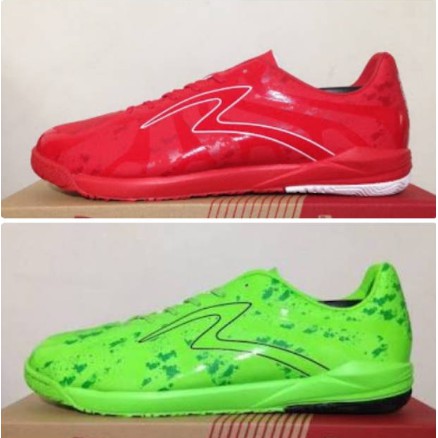 Sepatu Futsal specs  Barricada Ultima