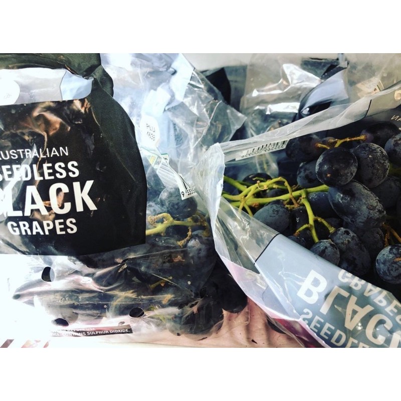 

Anggur Hitam Autum Tanpa Biji 1kg