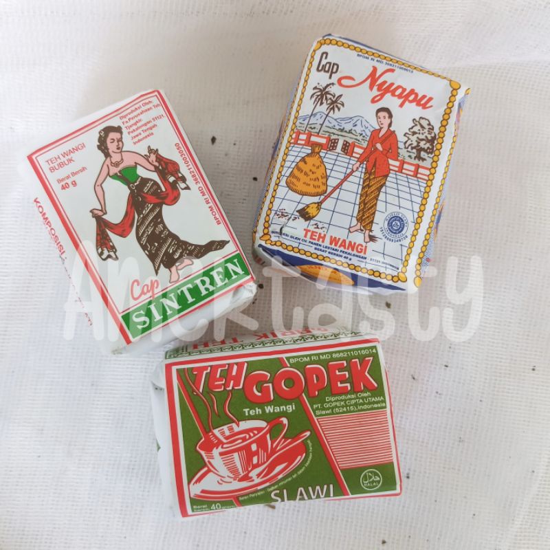 

Paket Teh Tubruk Racik Oplosan VIRAL 3 in 1 Khas Wedangan Solo