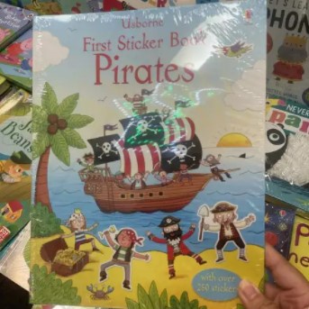 

Buku Import Usborne First Sticker Book PIRATES