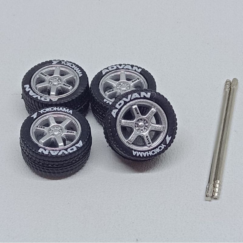 Ban karet hotwheels 10mm Advan silver palang 6