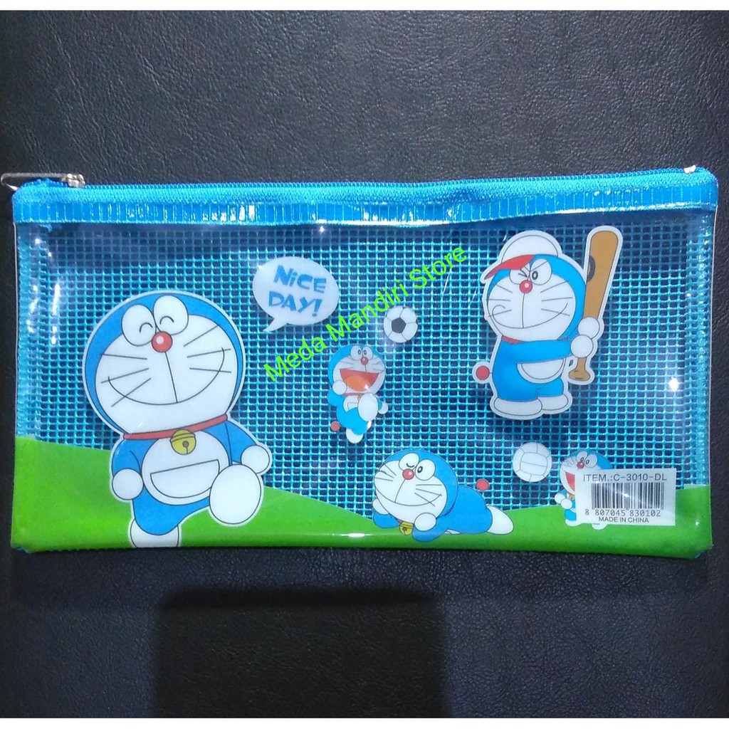 

Tempat Pensil Karakter Berjaring Bening C-3010-KN