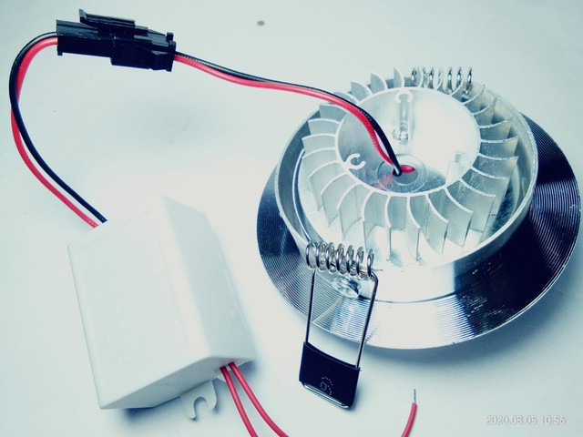 [DSP-9189] LED SPOT SOROT 3MATA 3WATT PUTIH KEKUNINGAN