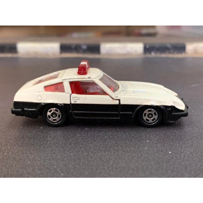 Vintage Tomica 15 Nissan Fairlady 280Z-T Made in Japan No Box Unit 2